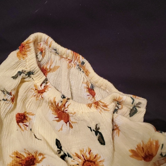 ☀️Sunflower Blouse Size Large - Picture 3 of 4